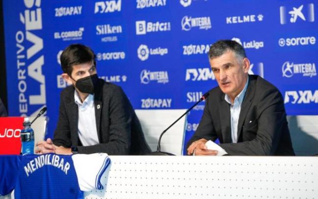 Mendilibar, durante su presentación como técnico del Alavés.