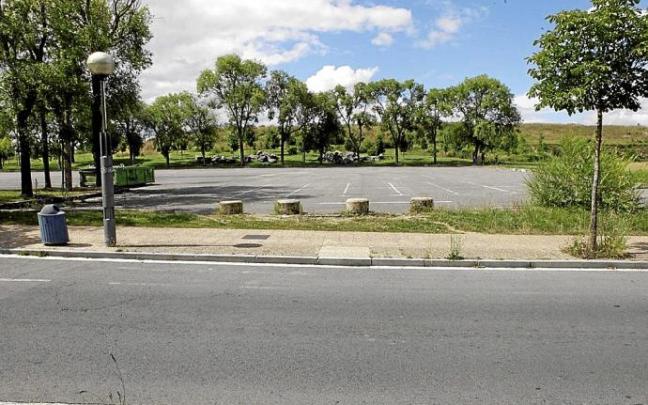 Punto de Maite Zúñiga donde se ubicará la nueva entrada al parking de Mendizabala. Foto: Pilar Barco