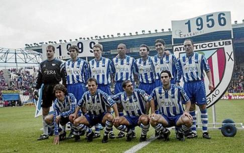 Tras cerca de 43 años de ausencia, en Primera , el Athletic regresaba a Mendizorroza el 17 de enero de 1999 (1-2). Esta era la formación del Deportivo Alavés: De pie (izda. a dcha.): 'Kike', Julio Salinas, Berruet, Iván Rocha, Pablo Gómez, Albistegui y De Tras cerca de 43 años de ausencia, en Primera , el Athletic regresaba a Mendizorroza el 17 de enero de 1999 (1-2). Esta era la formación del Deportivo Alavés: De pie (izda. a dcha.): 'Kike', Julio Salinas, Berruet, Iván Rocha, Pablo Gómez, Albistegui y De
