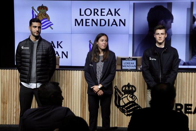 Mikel Merino, Amaiur Sarriegi y Beñat Sarriegi, durante la comparecencia de esta tarde.