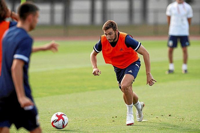 Jon Moncayola, en un entrenamiento de la Selección