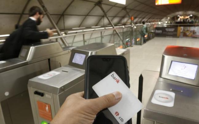 Los usuarios de la barik han visto hoy aumentado sus viajes entre 1 y 3 céntimos en función del recorrido