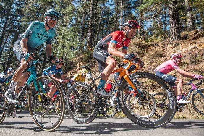 Mikel Landa, durante la ascensión a Ermualde.