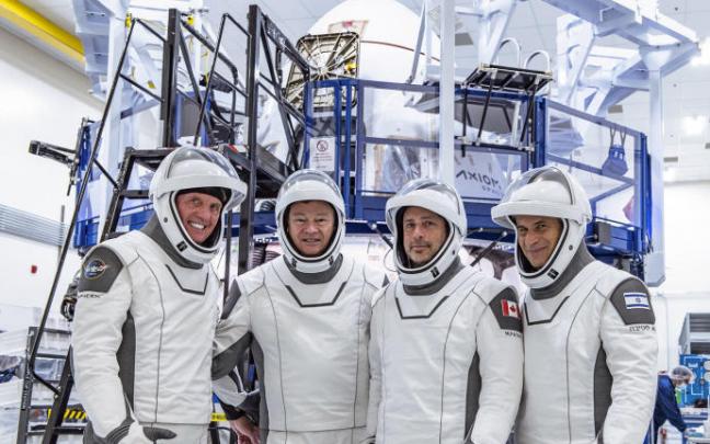 Fotografía cedida por Axiom Space de la tripulación de la Misión Ax-1.