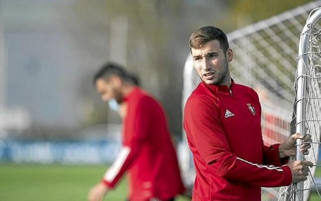 Jon Moncayola, durante un entrenamiento con Osasuna. Foto: Mikel Saiz Jon Moncayola, durante un entrenamiento con Osasuna. Foto: Mikel Saiz