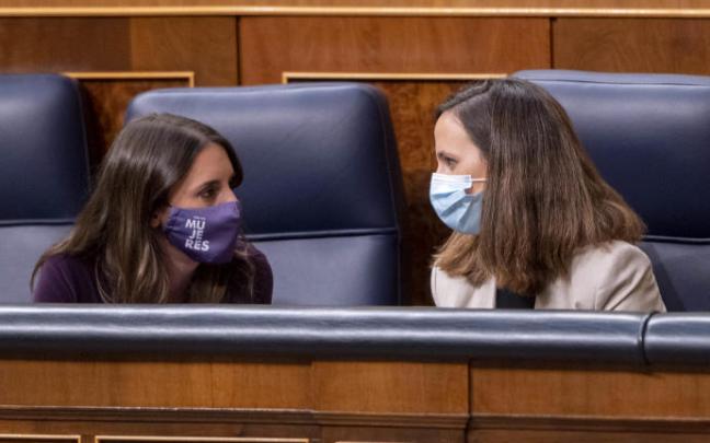 Irene Montero y Ione Belarra, en el Congreso. Irene Montero y Ione Belarra, en el Congreso.