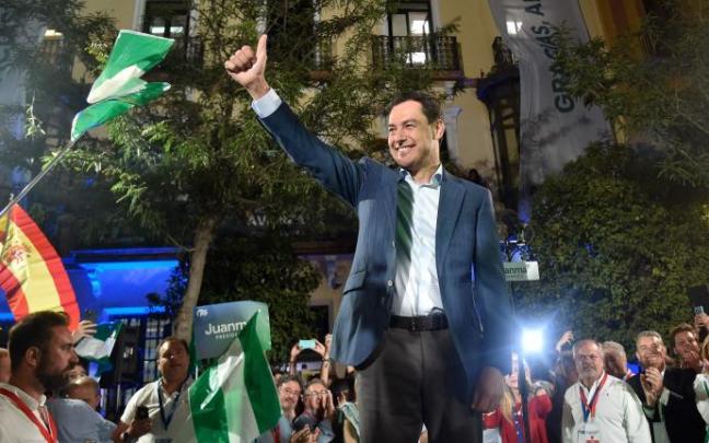 Juanma Moreno tras proclamarse vencedor de las elecciones. Juanma Moreno tras proclamarse vencedor de las elecciones.