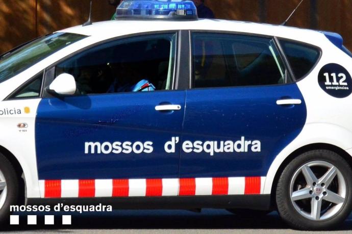 Los Mossos d'Esquadra investigan las causas de la muerte del bebé.