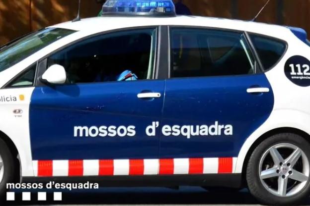 Dos niños muertos y ocho heridos en un choque frontal en Girona