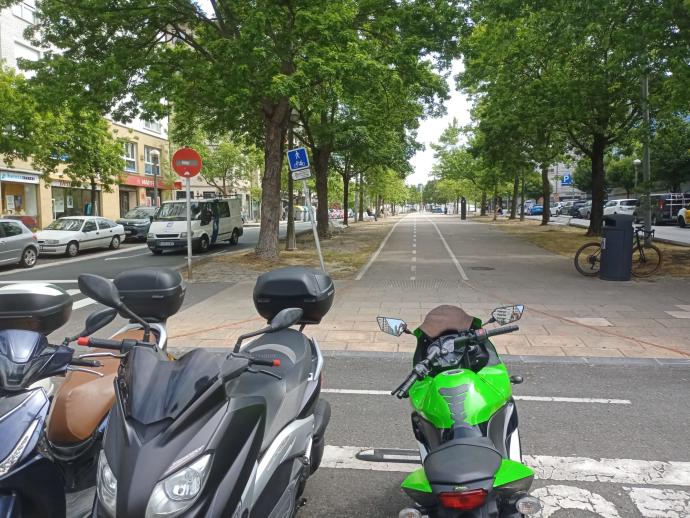 Zona peatonal central de Gregorio Ordóñez, una de las alternativas propuestas por el Motoclub para los días de partido en Anoeta.