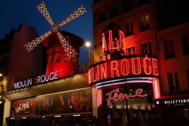 El Moulin Rouge parisino, con el espectáculo 'Féerie'.