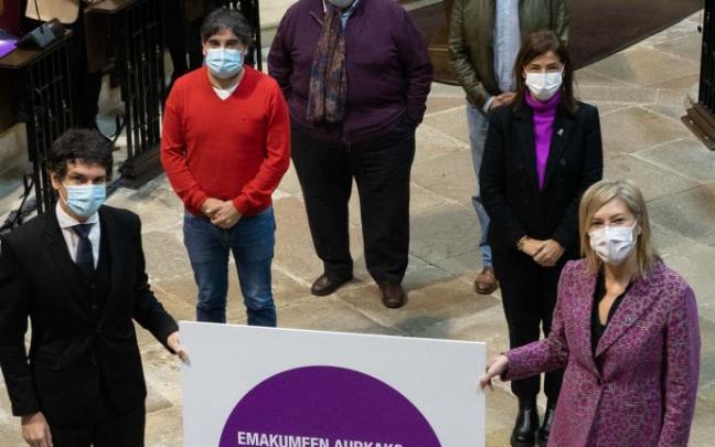 E Parlamento de Bizkaia quiso dejar clara ayer miércoles su postura contra la violencia que se ejerce sobre las mujeres.