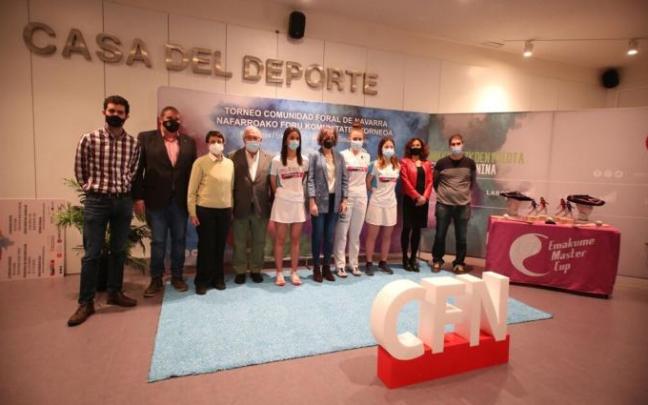 Autoridades y representantes este jueves en la presentación del torneo en el Navarra Arena. Autoridades y representantes este jueves en la presentación del torneo en el Navarra Arena.
