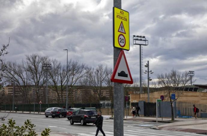 Una calle de Sarriguren.