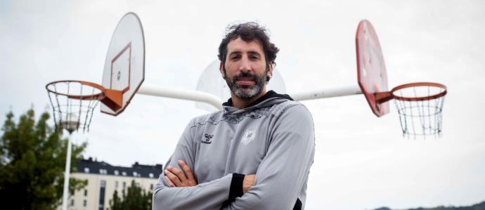 El entrenador del Bilbao Basket, Álex Mumbrú