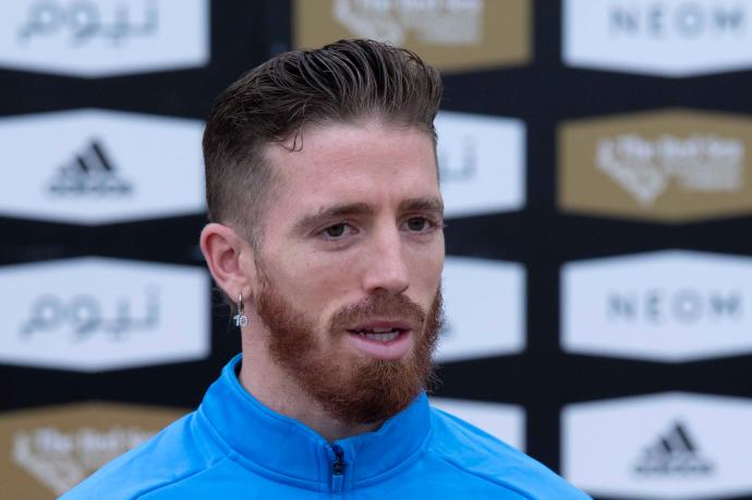 Iker Muniain atiende a los medios en la rueda de prensa previa a la final de la Supercopa.