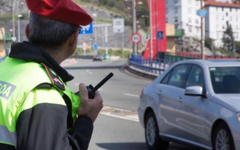 Este lunes arranca en Bilbao una campaña de "control y vigilancia" de la ITV Este lunes arranca en Bilbao una campaña de "control y vigilancia" de la ITV