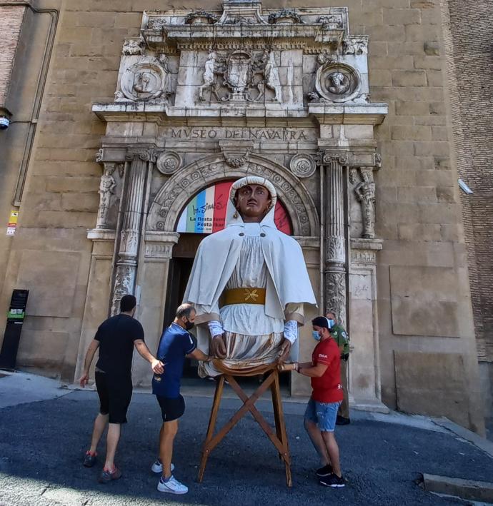 Los Gigantes y kilikis de Pamplona dejan de ser 'piezas de museo'