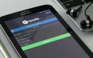 Spotify es una de las plataformas de música con más usuarios del mundo. Spotify es una de las plataformas de música con más usuarios del mundo.