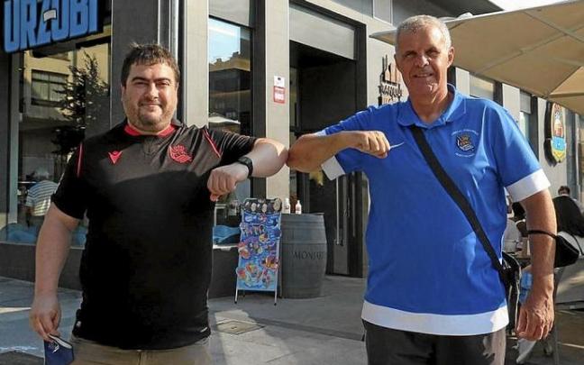 Lete y Ruiz de Egilaz, en la nueva sede de la peña. Foto: A.Z. Lete y Ruiz de Egilaz, en la nueva sede de la peña. Foto: A.Z.