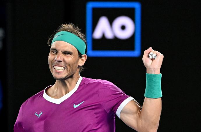 Nadal recorta distancia respecto a sus principales competidores, Federer y Djokovic