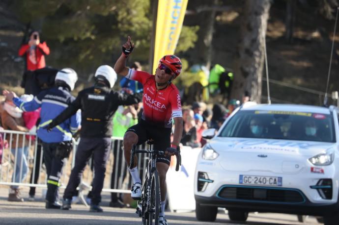 Quintana celebra la victoria en el Tour de la Provenza.
