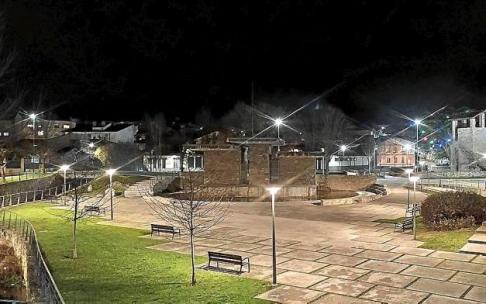 Nanclares mejora la iluminación de la Plaza Nueva