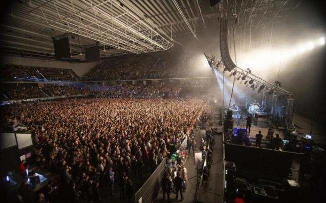 El Navarra Arena, lleno en el concierto de Berri Txarrak en 2019.