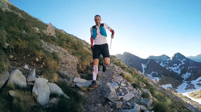 Iker Karrera, en una de sus rutas por la alta montaña