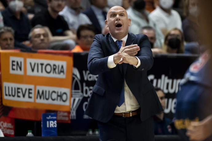 Spahija, durante el primer duelo contra el Valencia Basket