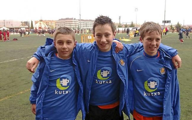 Jon Karrikaburu, Gilen Quertier y Jon Pacheco, en un torneo en Logroño en 2013. Foto: N.G.