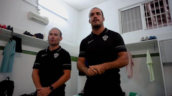 Nino, junto con René Martínez, antes de un entrenamiento con el Elche Ilicitano