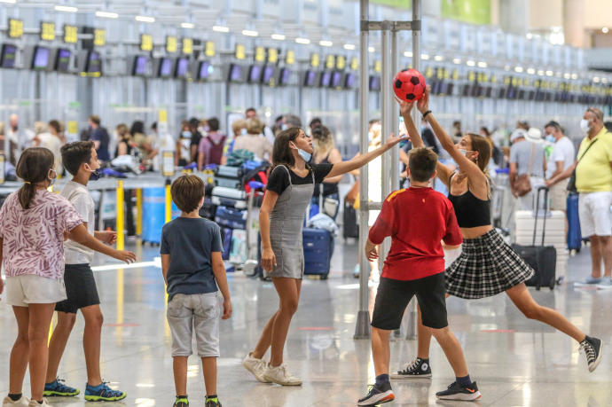 Hasta ahora se pedía la vacunación completa a los mayores de 12 años