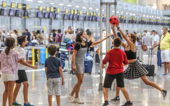 Hasta ahora se pedía la vacunación completa a los mayores de 12 años