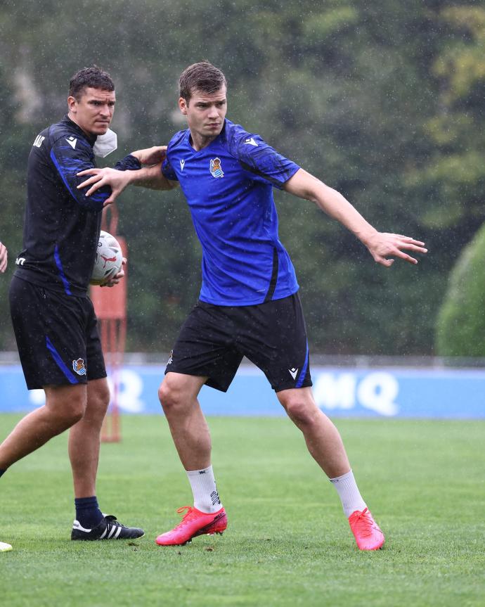 Sorloth, ejercitándose junto a Ansotegi