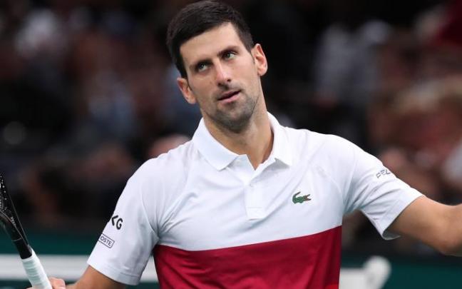 El tenista Novak Djokovic durante un partido. El tenista Novak Djokovic durante un partido.