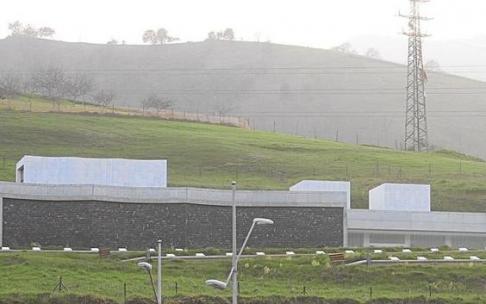 Vista del nuevo cementerio de Artzabal. Foto: J.Leon Vista del nuevo cementerio de Artzabal. Foto: J.Leon
