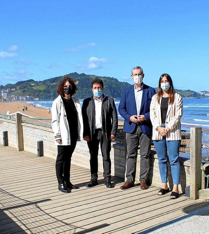 Arantxa Ariztimuño, Xabier Txurruka, Markel Olano y Leire Arana.