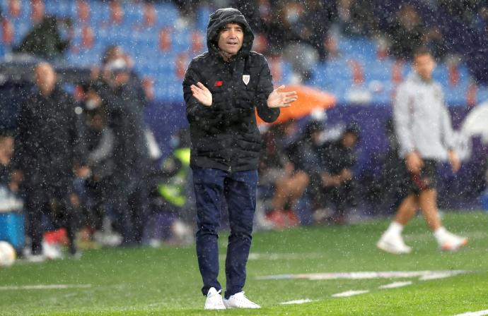 Marcelino García Toral, en un instante del partido entre el Levante y el Athletic del viernes.