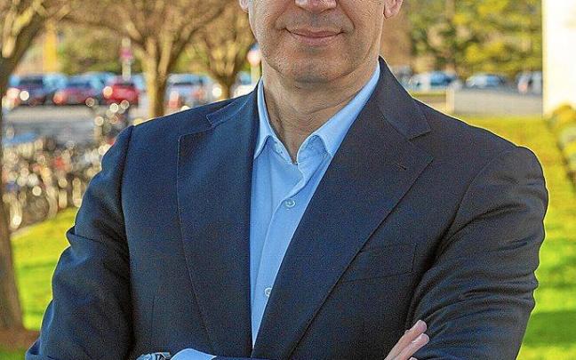 Fernando Lecanda, investigador del Centro de Investigación Médica Aplicada (CIMA). Foto: Cedida