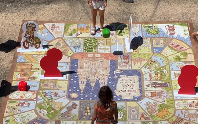 El juego de la oca del Camino de Santiago en el Fortín de San Bartolomé El juego de la oca del Camino de Santiago en el Fortín de San Bartolomé