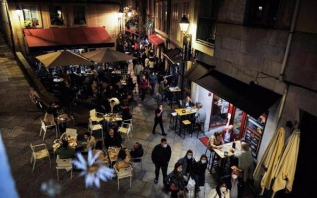 La Justicia tumba el uso del certificado covid para entrar en los locales de hostelería y de ocio nocturno de Galicia La Justicia tumba el uso del certificado covid para entrar en los locales de hostelería y de ocio nocturno de Galicia