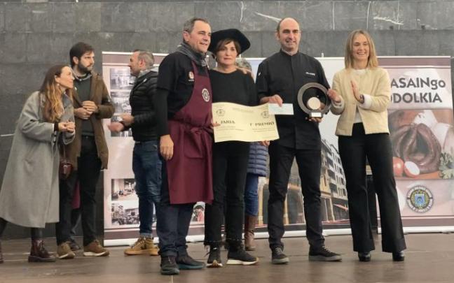 Fotografía del momento de la proclamación de los ganadores del concurso de morcilla. Fotografía del momento de la proclamación de los ganadores del concurso de morcilla.