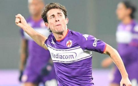 Odriozola celebra el tanto marcado al Genoa Odriozola celebra el tanto marcado al Genoa