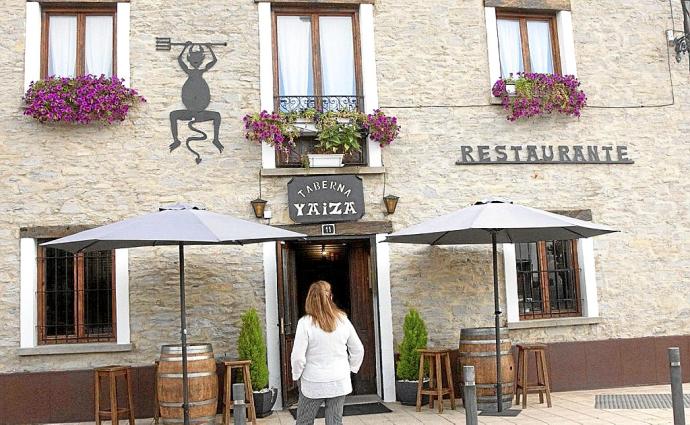 Responsable del bar de Mendibil.