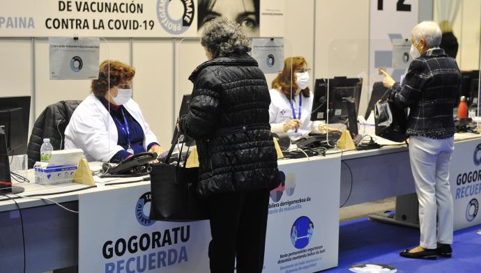La lucha contra el coronavirus sigue marcando el paso de las necesidades laborales en Euskadi.