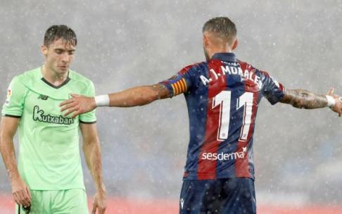 Zarraga jugó 35 minutos ante el Levante.