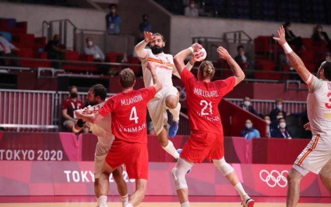 Dinamarca envía a los 'Hispanos' a la lucha por el bronce Dinamarca envía a los 'Hispanos' a la lucha por el bronce