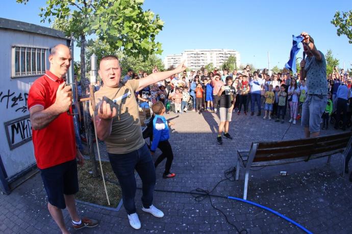 El ucraniano Bohdan Koshovskyy y César López, de Pirotecnia 'Fiesta'