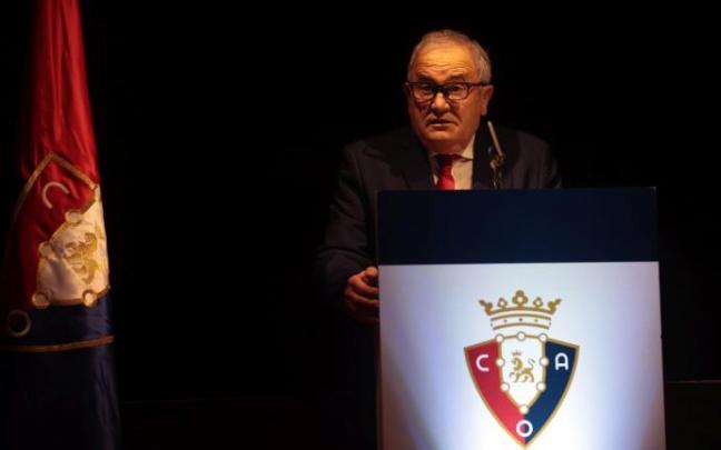 Luis Sabalza, en la última asamblea de Osasuna.